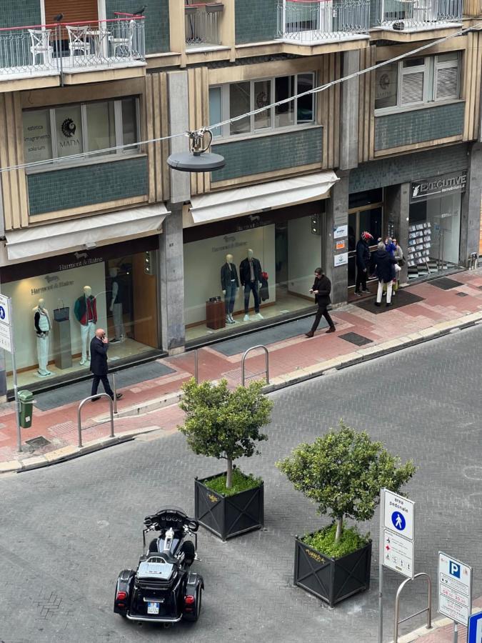 Luxuryflat 42 Appartement Bari Buitenkant foto