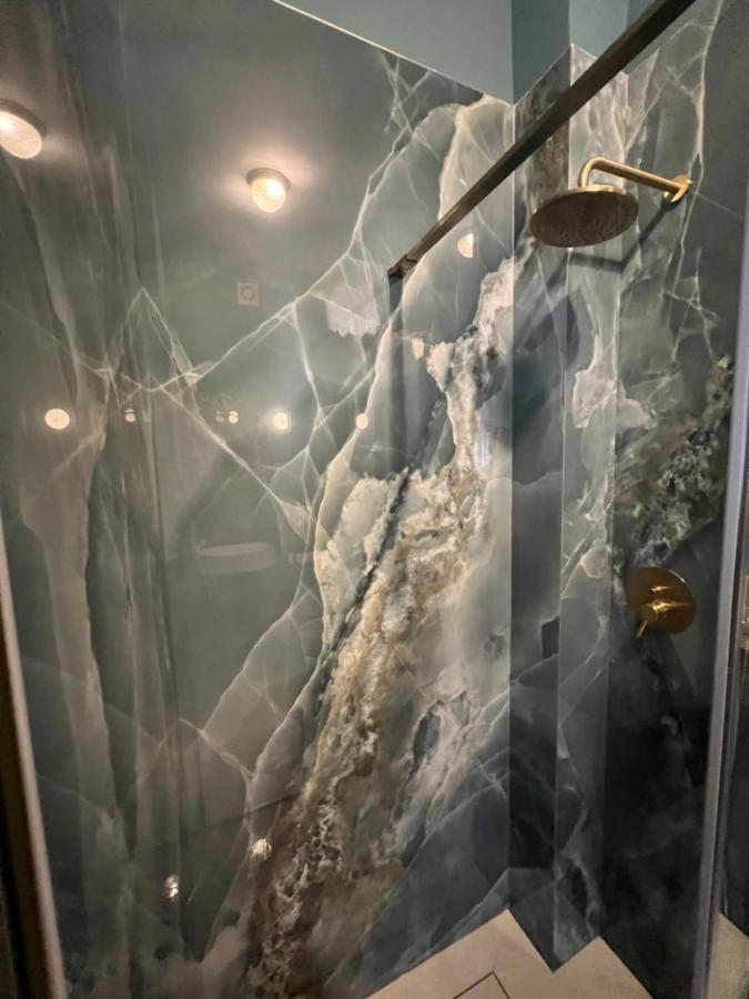 Luxuryflat 42 Appartement Bari Buitenkant foto